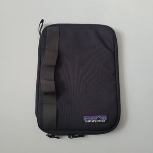 Patagonia Padded mini iPad book case.